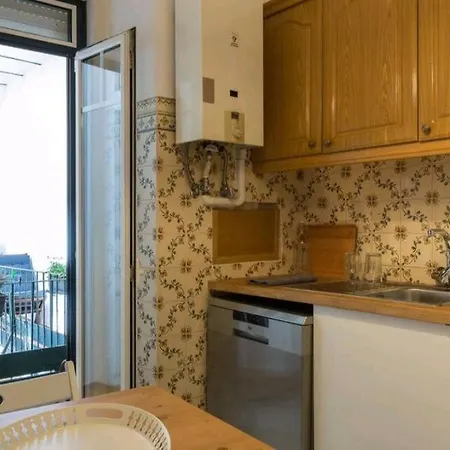 Anjos 3 Bedroom With Balcony Apartmán Lisboa