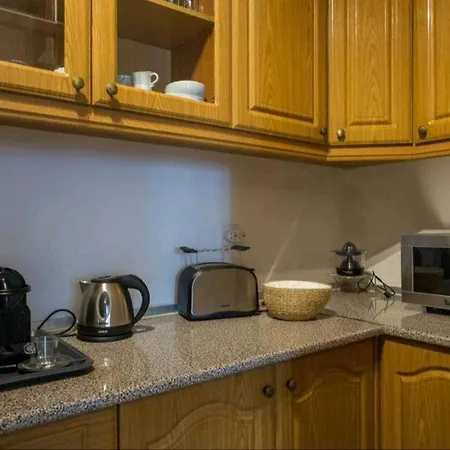 Anjos 3 Bedroom With Balcony Daire *