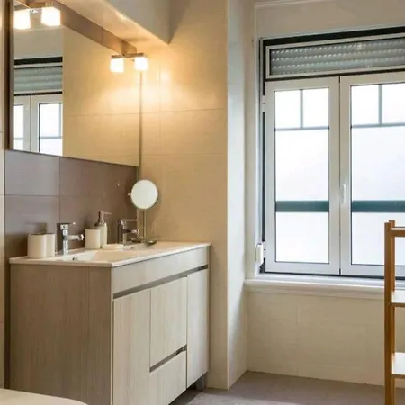Appartement Anjos 3 Bedroom With Balcony