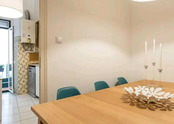 Anjos 3 Bedroom With Balcony Daire