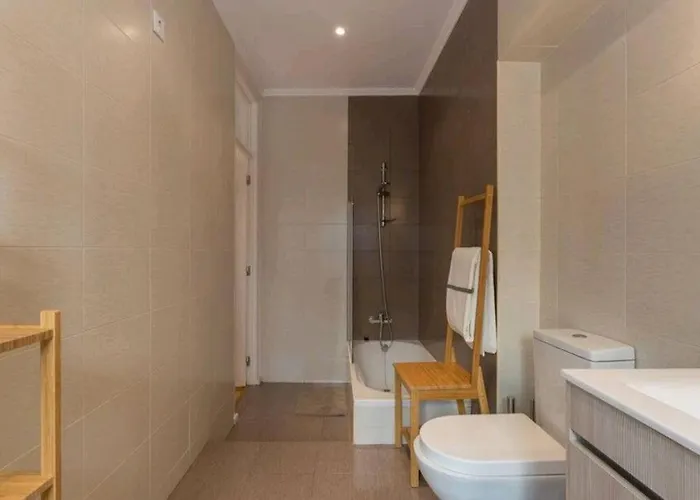 Anjos 3 Bedroom With Balcony Daire Lisboa