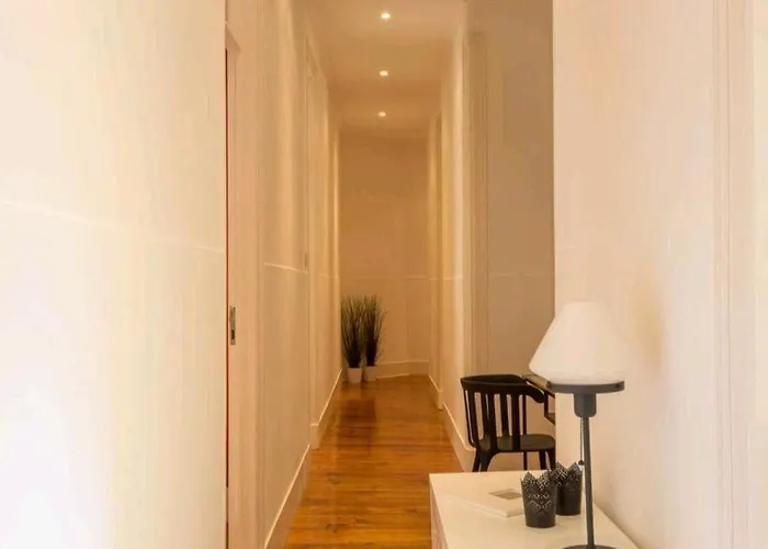 Anjos 3 Bedroom With Balcony Lisboa