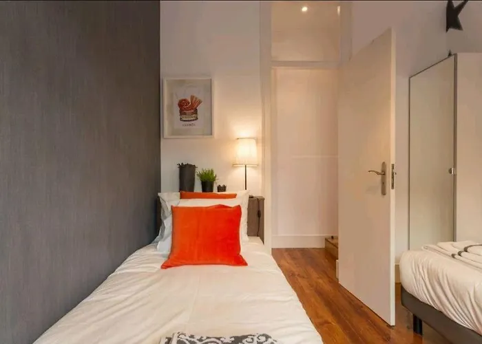 Daire Anjos 3 Bedroom With Balcony *