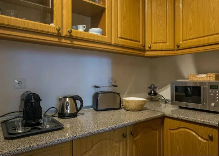 Anjos 3 Bedroom With Balcony Apartament *