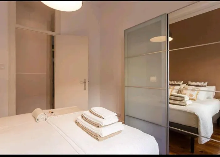 דירה Anjos 3 Bedroom With Balcony ליסבון