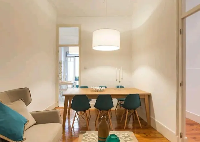 דירה Anjos 3 Bedroom With Balcony